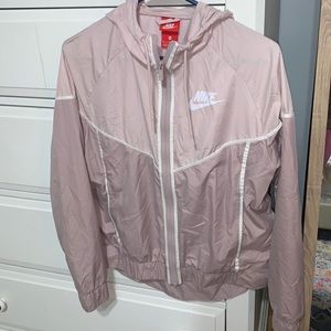 Nike wind breaker